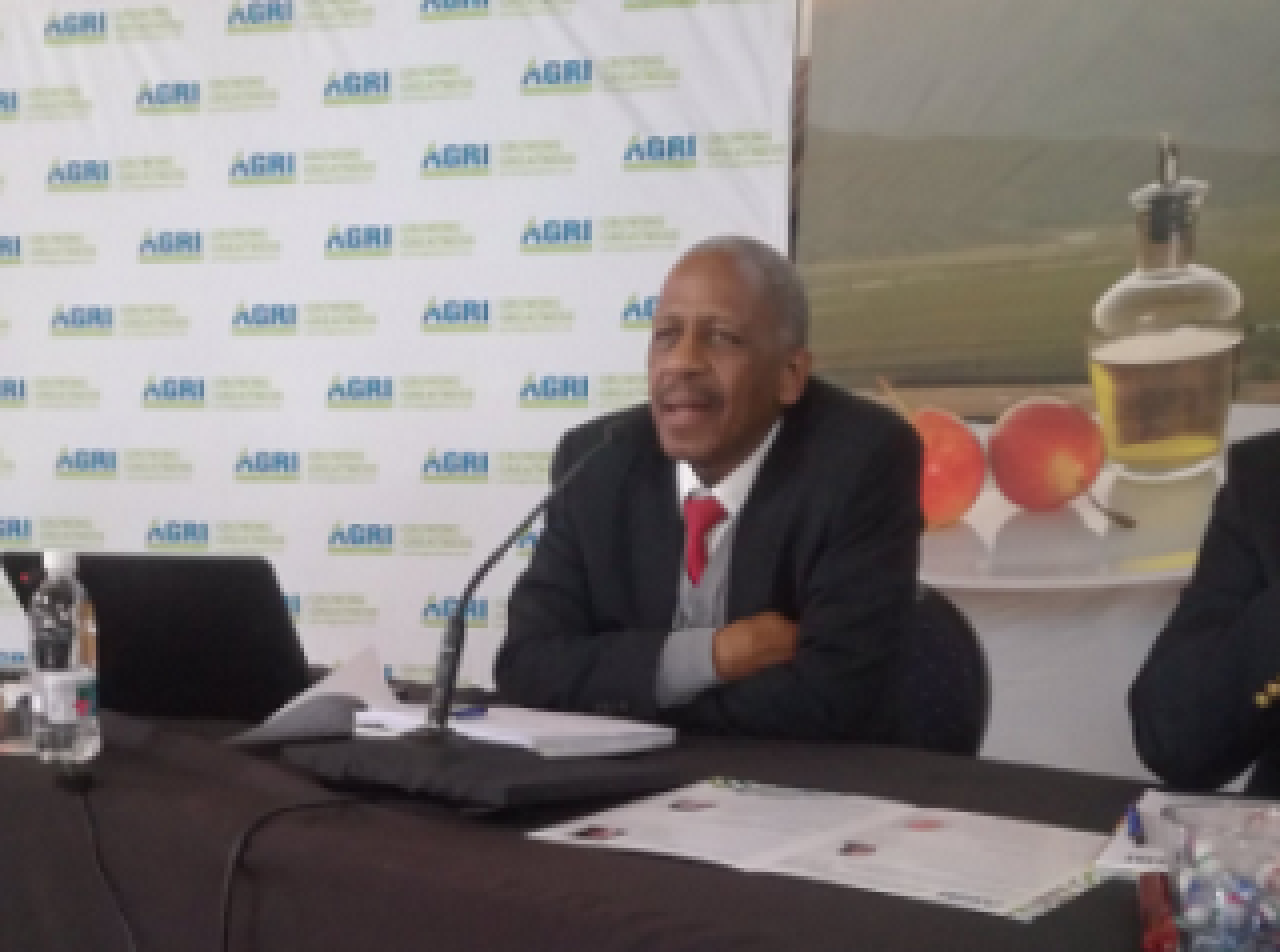 Dr Mathews Phosa
