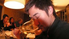 Sommelier crop