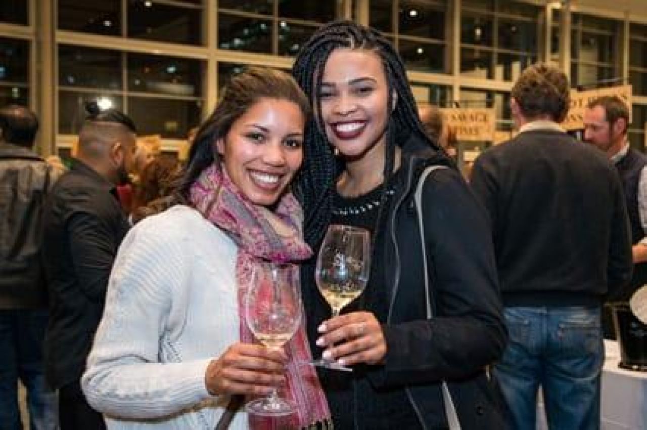 From L to R Suvahn Eksteen and Lua Fouche 1 LR