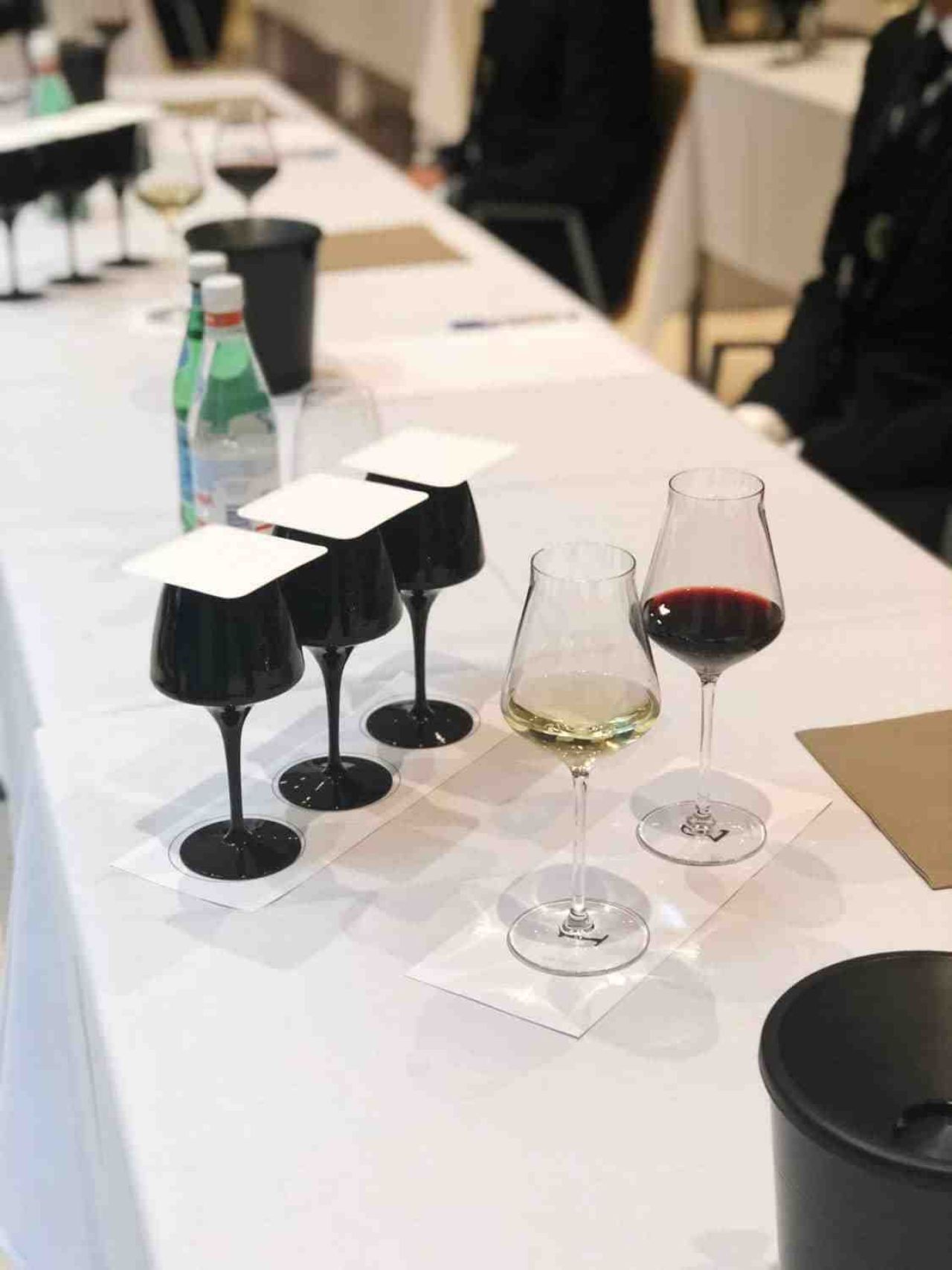 World Best Sommelier Llewellyn Lambert Hospitality Hedonist A1 ECFD01 1 D51 499 A 8 DB8 C09 AFBB43 B4 B