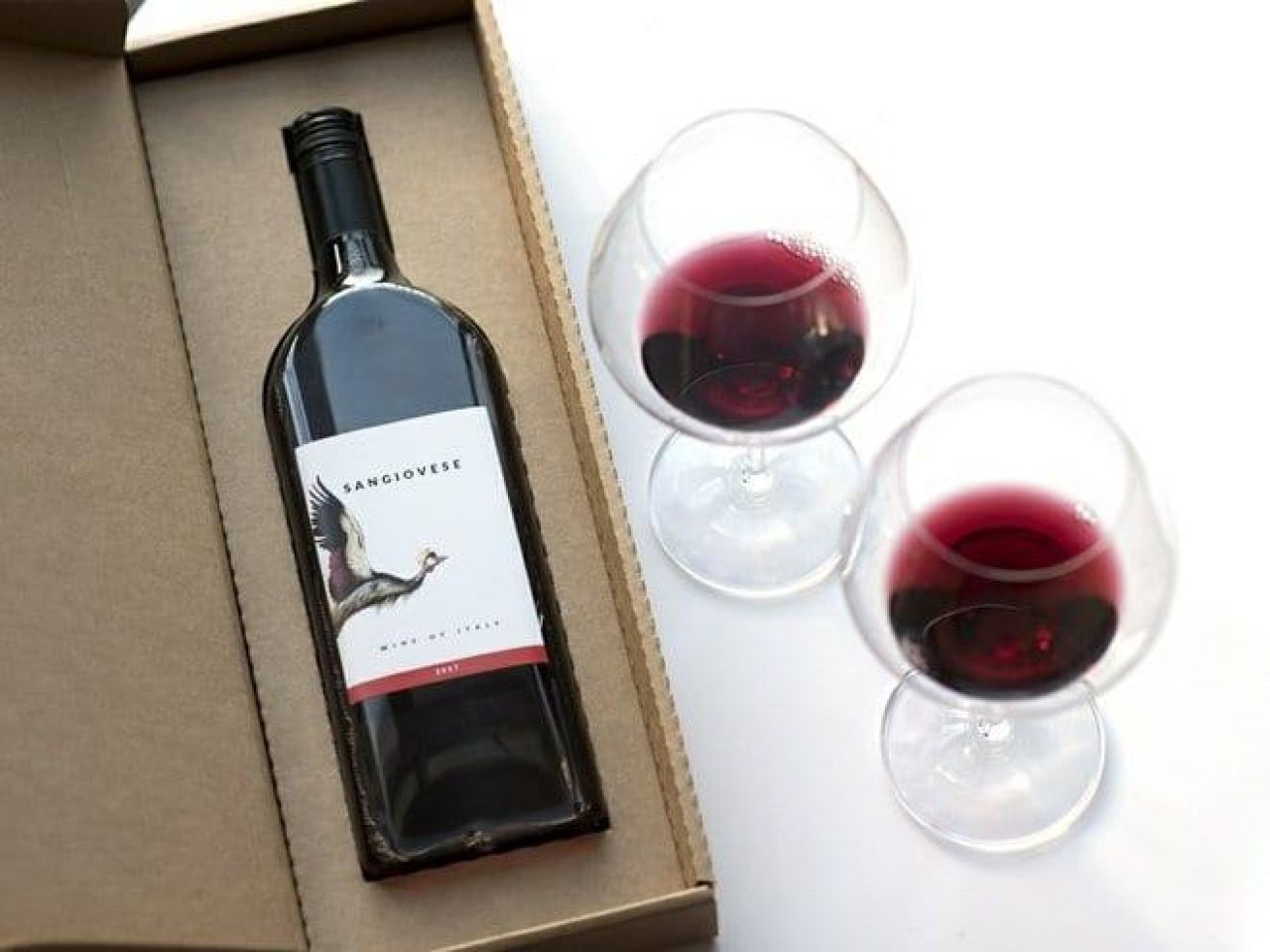 03 Letterbox Wine