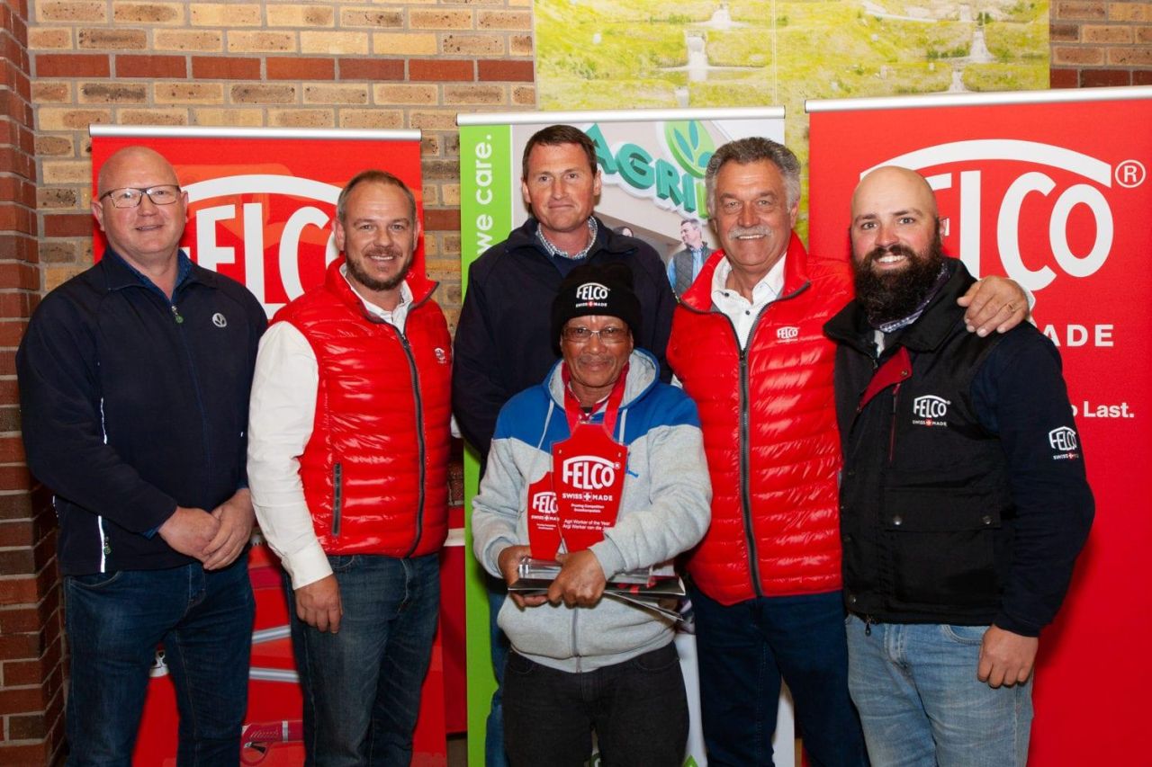 Algehele Wenner met borge en beoordelaar MG 9181