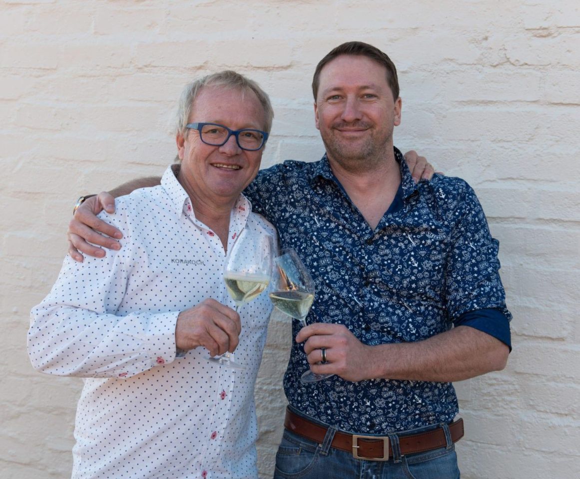 Overall Sparkling Wine of the Year Graham Beck Cuv Çe Clive 2014 P Ferreira P de Klerk HR