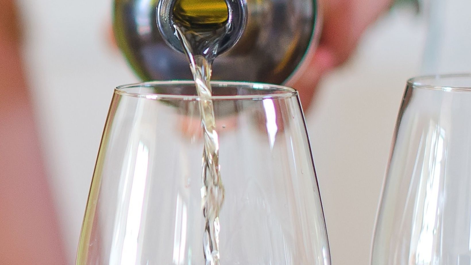 Adding antioxidants to Sauvignon blanc musts Part 1 Shutterstock Opsie 1