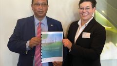 Minister Meyer and Dr Kandass Cloete of BFAP
