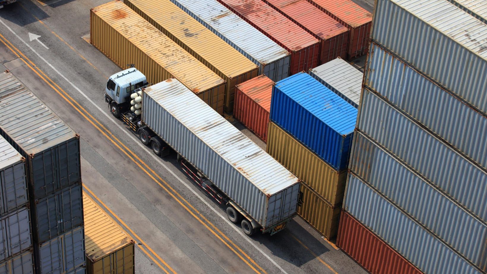 Container operation port series
