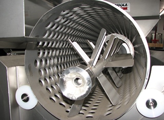 Maintenance of cellar equipment before and after harvest