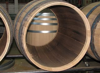 The use of whisky barrels for wine maturation